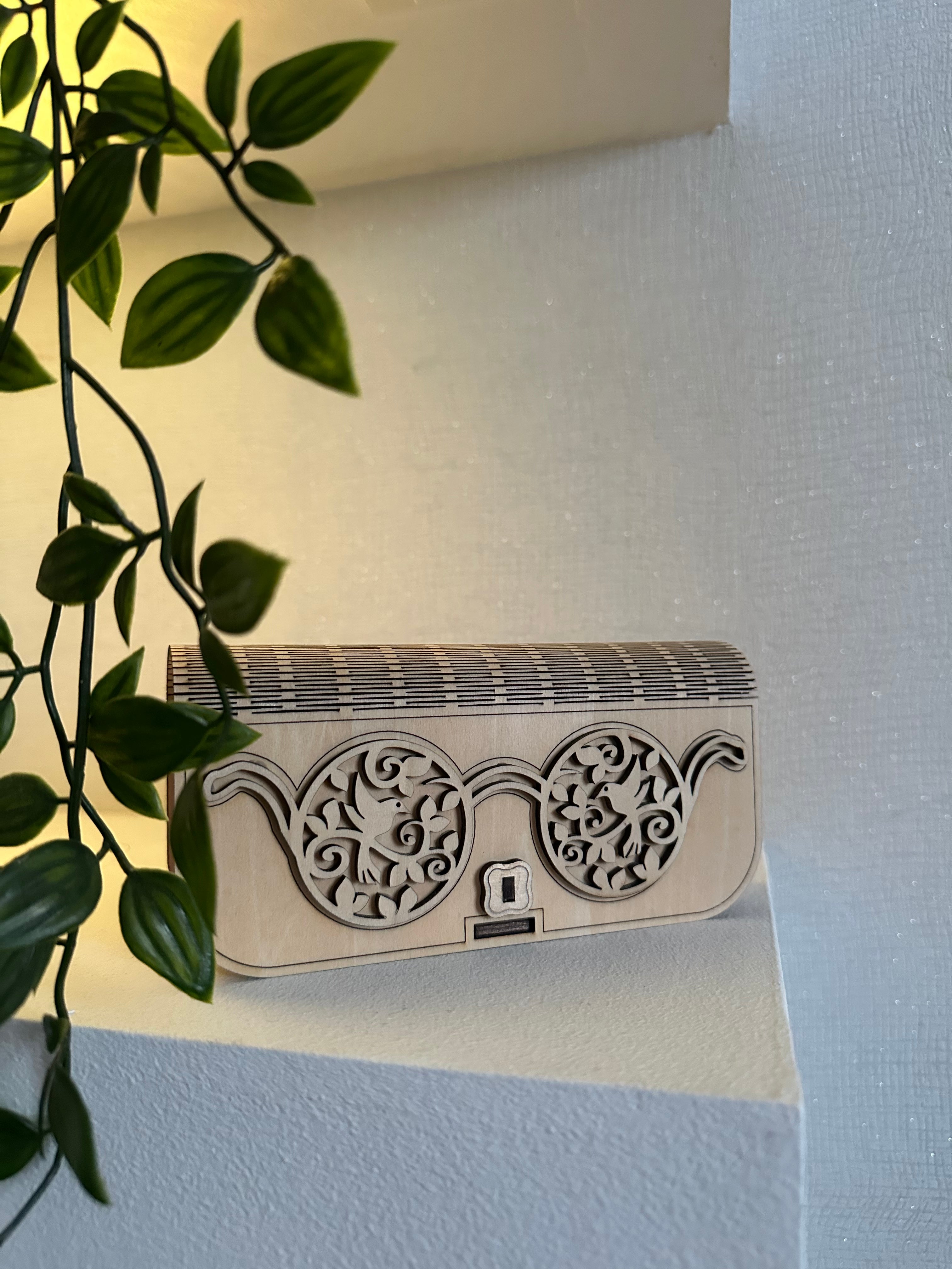 Étuit à lunettes rigide